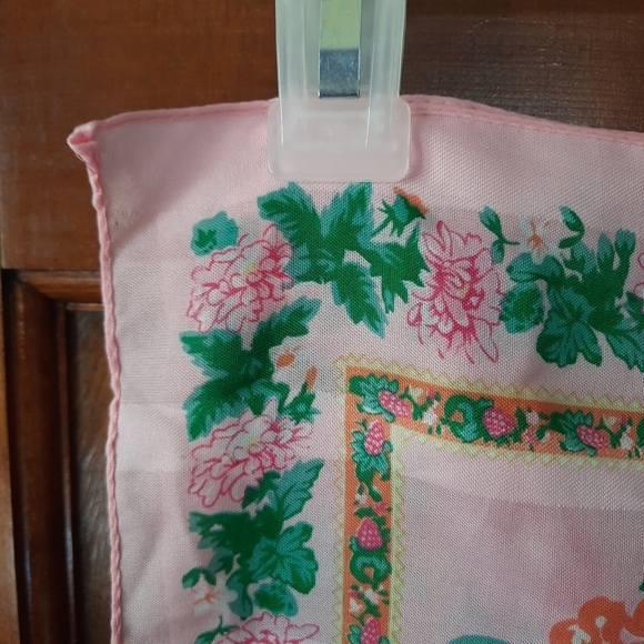 Vintage semi-sheer pink striped floral pattern scarf - Picture 6 of 8